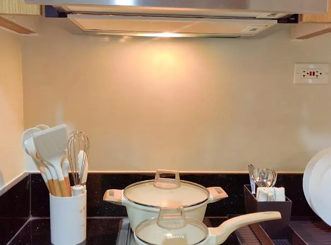Apartment Happirest At Shore 3 Residences With Balcony, Mall Of Manila