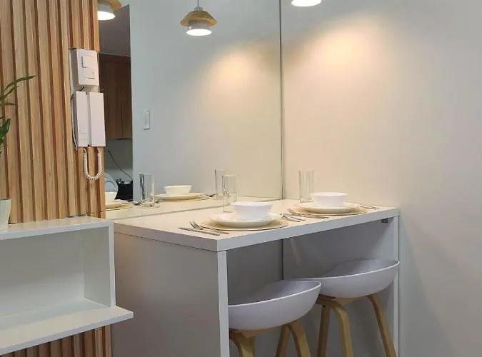Apartment Happirest At Shore 3 Residences With Balcony, Mall Of Manila