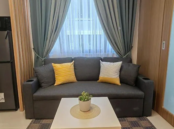 Happirest At Shore 3 Residences With Balcony, Mall Of Apartment Manila