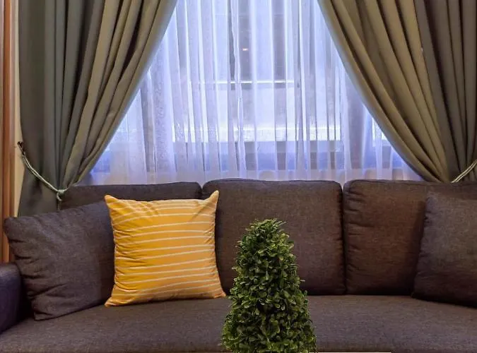 Happirest At Shore 3 Residences With Balcony, Mall Of * Manila
